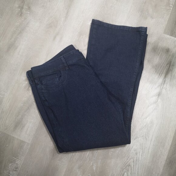 Riders by Lee Ladies Size 18P Dark Wash Tummy Control Straight Leg Blue Jeans - Picture 9 of 13